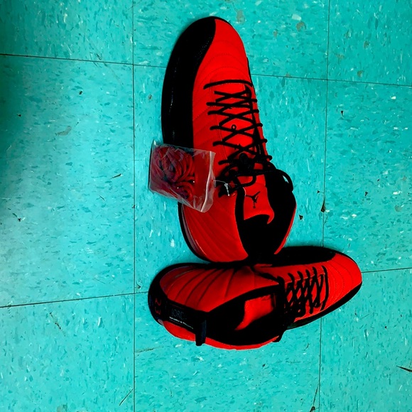 12’s - Picture 1 of 1